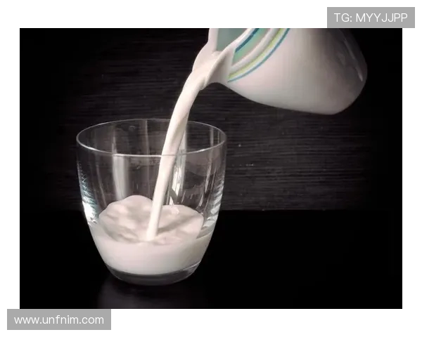 哈兰德饮食习惯引发关注 每天两杯生牛奶成超级食物新趋势